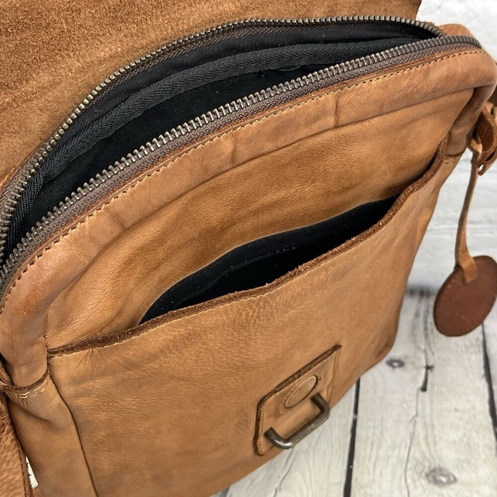 Harbour 2nd Leather Crossbody Bag Brown Magnetic Flap Zipper Pockets - Picture 9 of 11